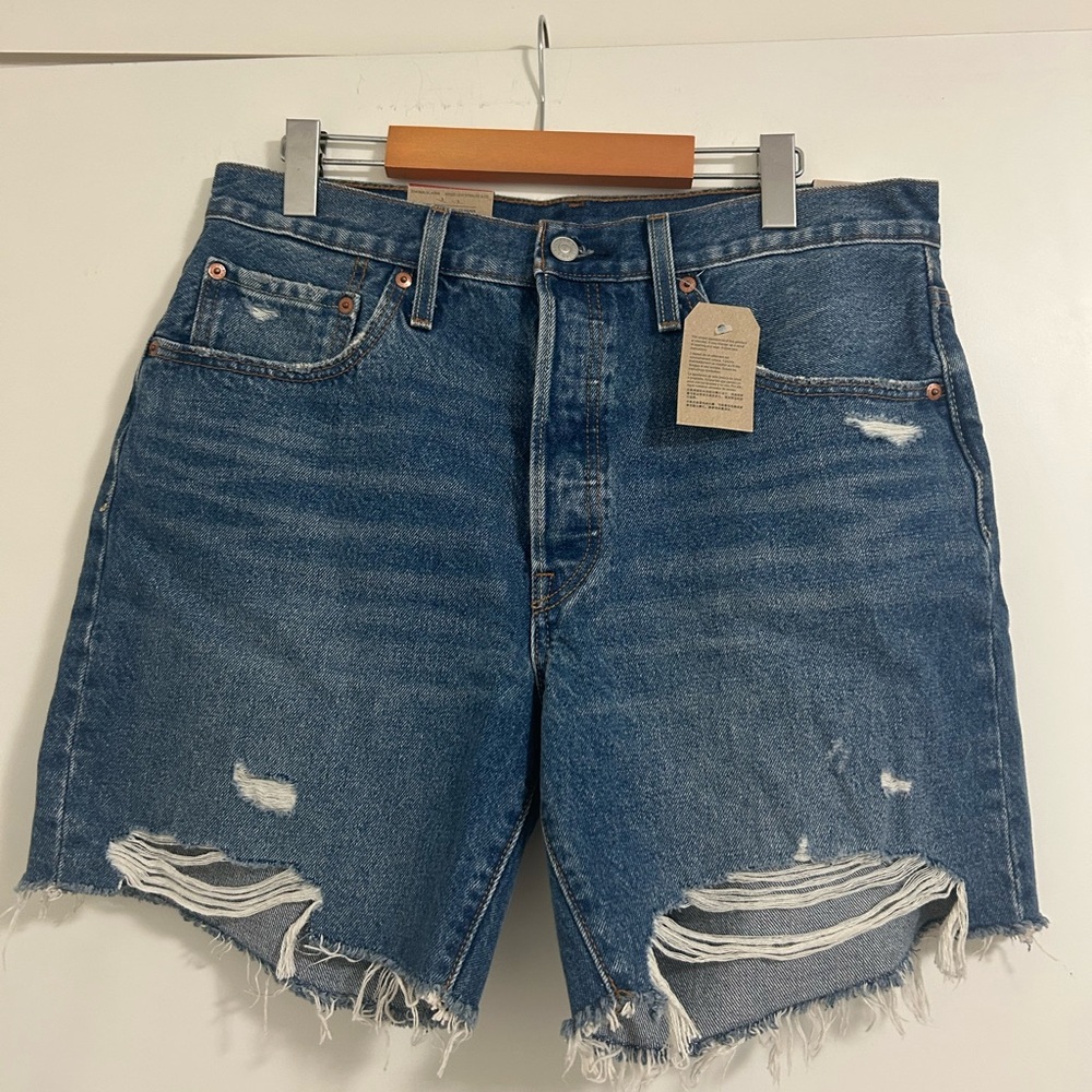 Levi’s 501 Distressed Denim Shorts Women’s 31 High Rise Cutoff Vintage Style NWT